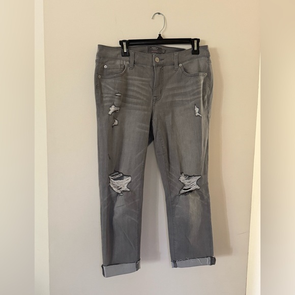 Torrid Gray Distressed Cropped Boyfriend Jeans - Size 10 - Picture 1 of 8